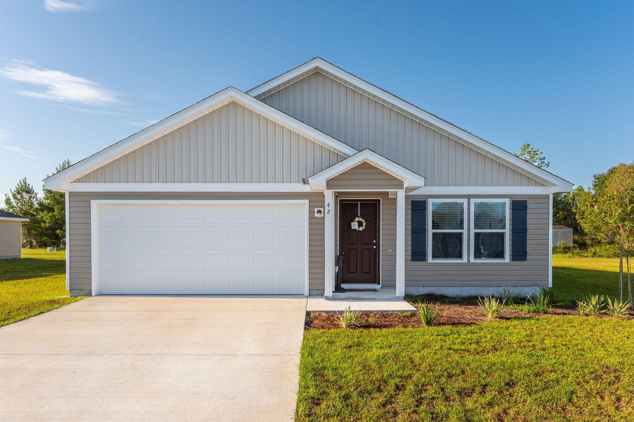 42 Lockwood Way East DeFuniak Springs, FL 32435 - Photo 1 of 39 a view of house with yard