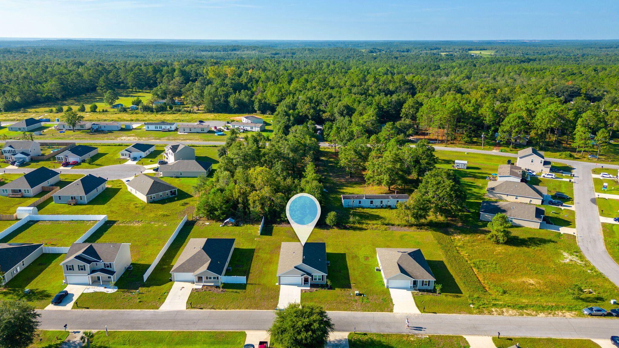42 Lockwood Way East DeFuniak Springs, FL 32435 - Photo 35 of 39 a view of an outdoor space