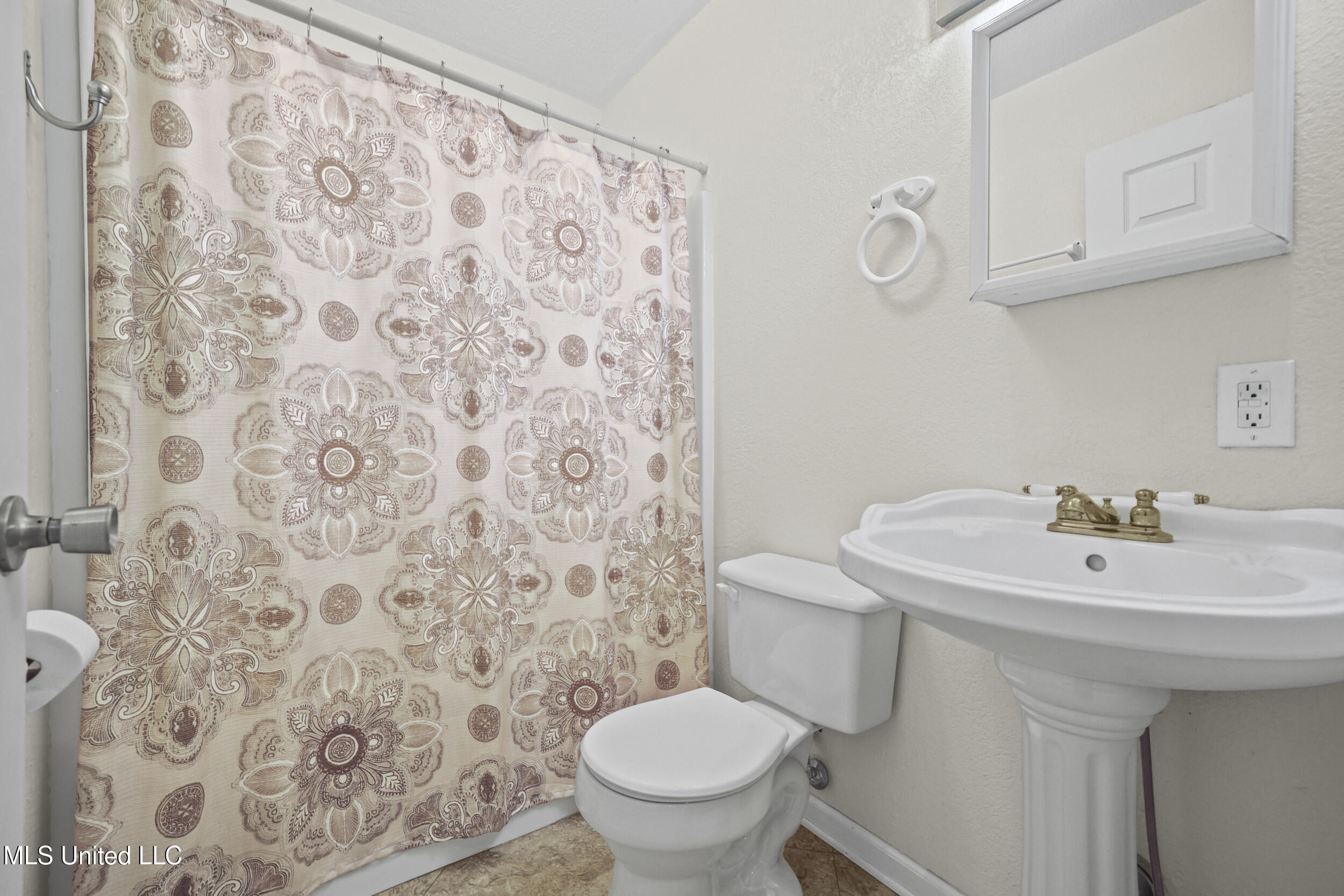 2111 Holder Road Vancleave, MS 39565 - Photo 28 of 40 r6_0952_print