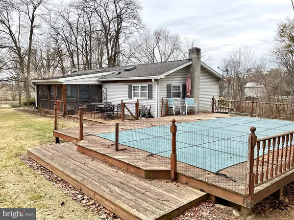 $400,000 | 77 Paradise Lane, Ronks, PA 17572