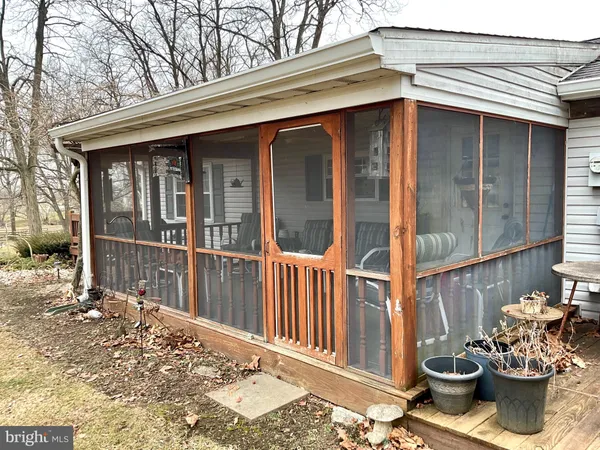 $400,000 | 77 Paradise Lane, Ronks, PA 17572