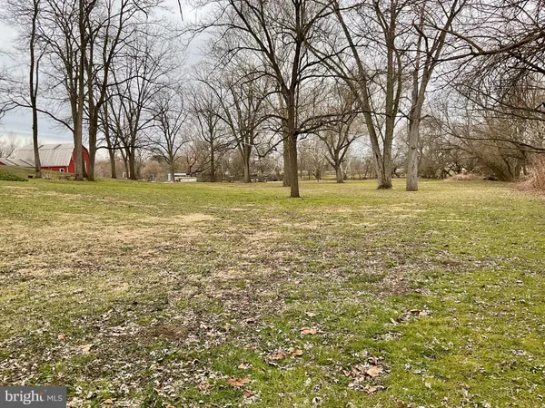 $400,000 | 77 Paradise Lane, Ronks, PA 17572