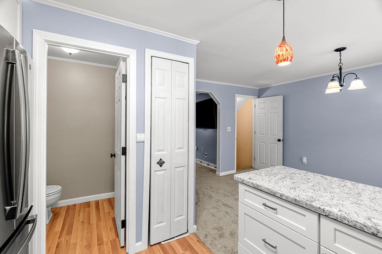 33 Cannongate Road, Unit 33 Nashua, NH 03063 - Photo 6 of 17