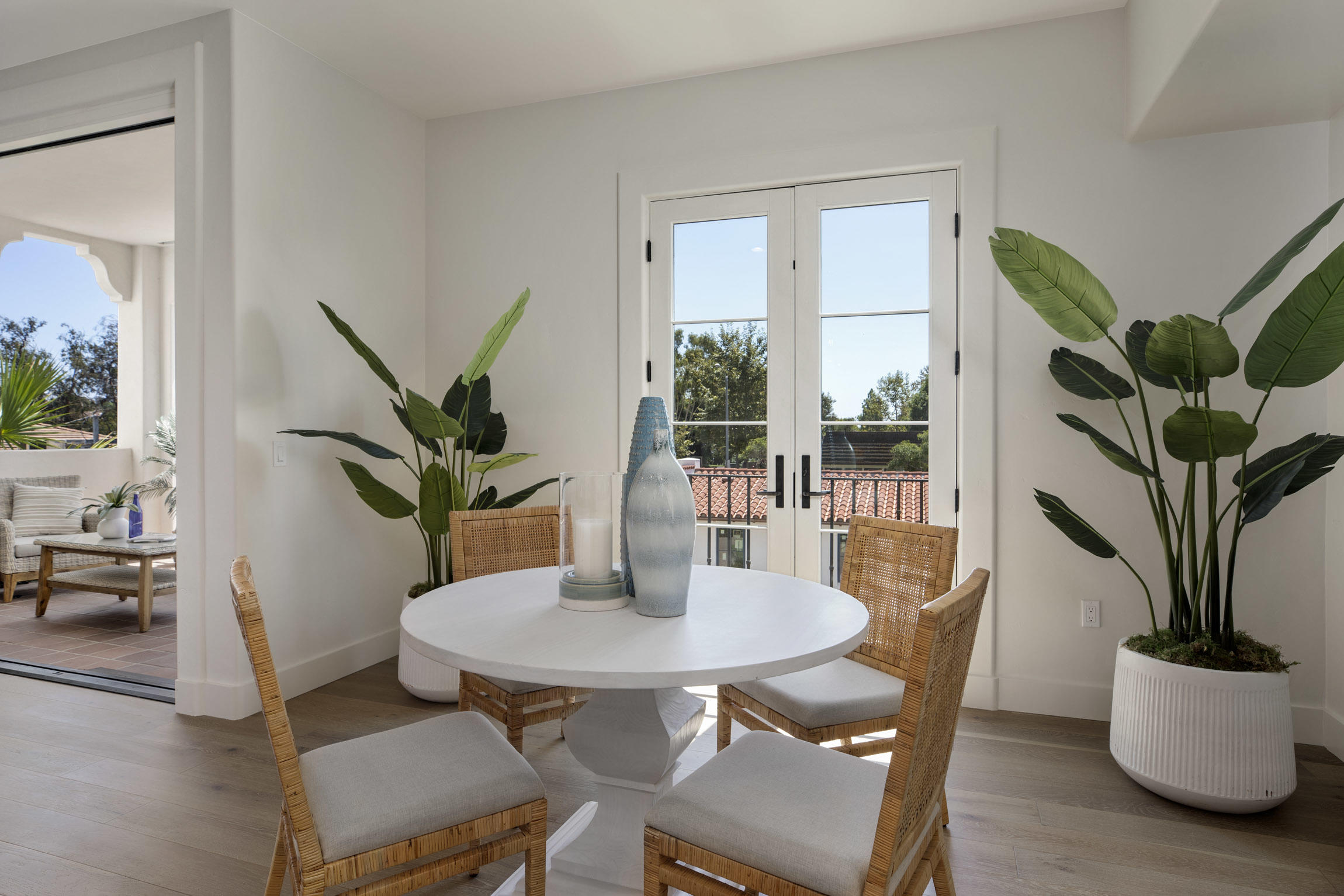 3718 State Street, Unit 214 Santa Barbara, CA 93105 - Photo 5 of 14 Estancia 214_0005