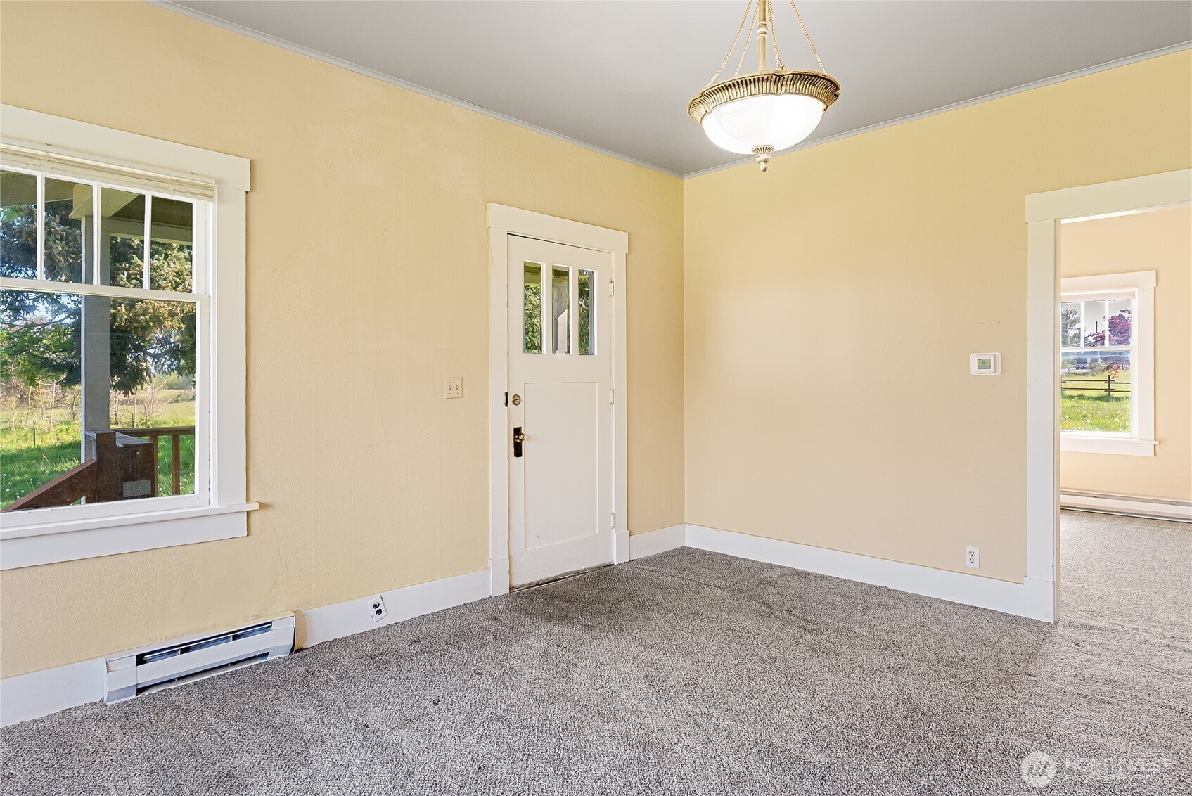 399 East Smith Road Bellingham, WA 98226 - Photo 8 of 40