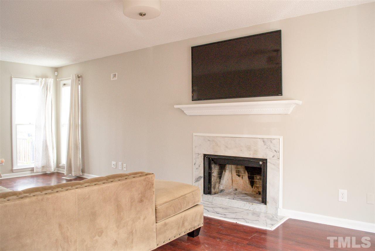 4517 Aviemore Crescent Raleigh, NC 27604 - Photo 3 of 22 Gallery Image 3