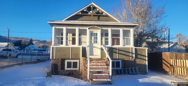 $220,000 | 809 West Cedar Street, Rawlins, WY 82301