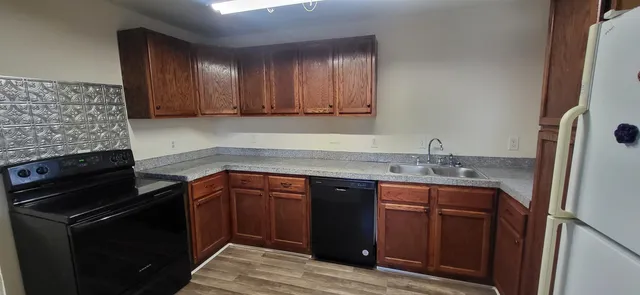 $220,000 | 809 West Cedar Street, Rawlins, WY 82301