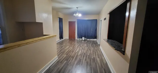 $220,000 | 809 West Cedar Street, Rawlins, WY 82301