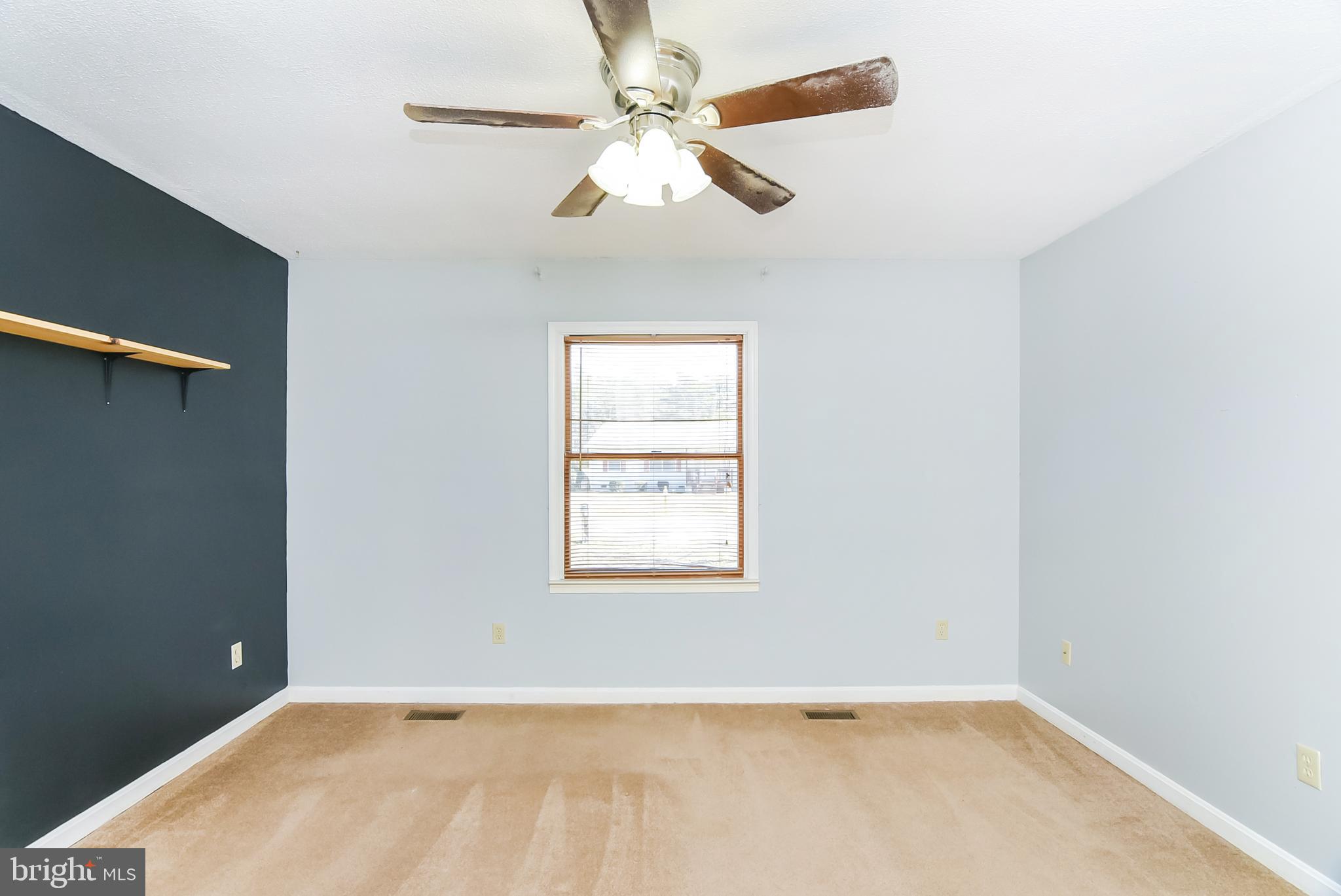 25 Forest Grove Road Colonial Beach, VA 22443 - Photo 16 of 38 Bedroom 1