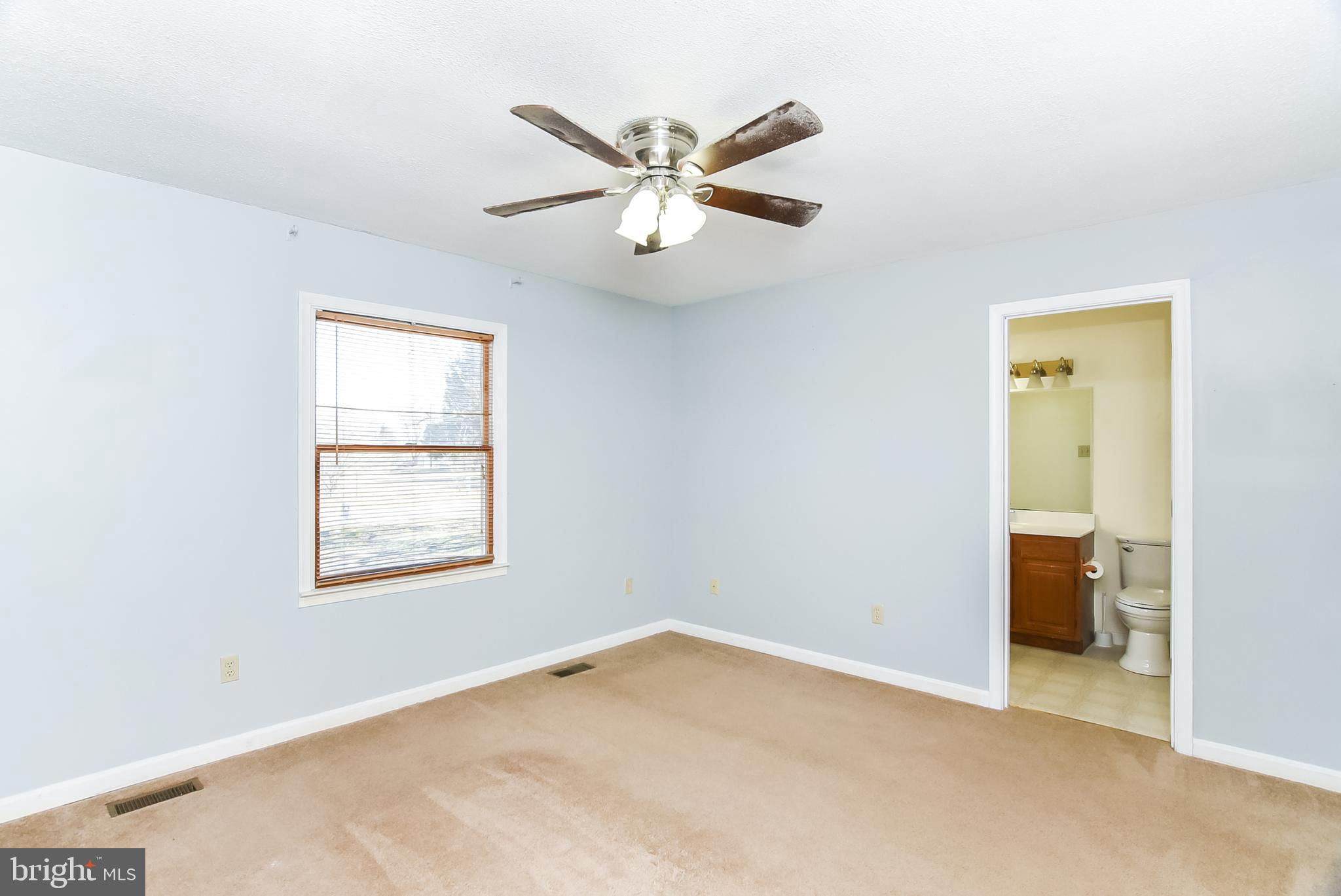 25 Forest Grove Road Colonial Beach, VA 22443 - Photo 17 of 38 Bedroom 1