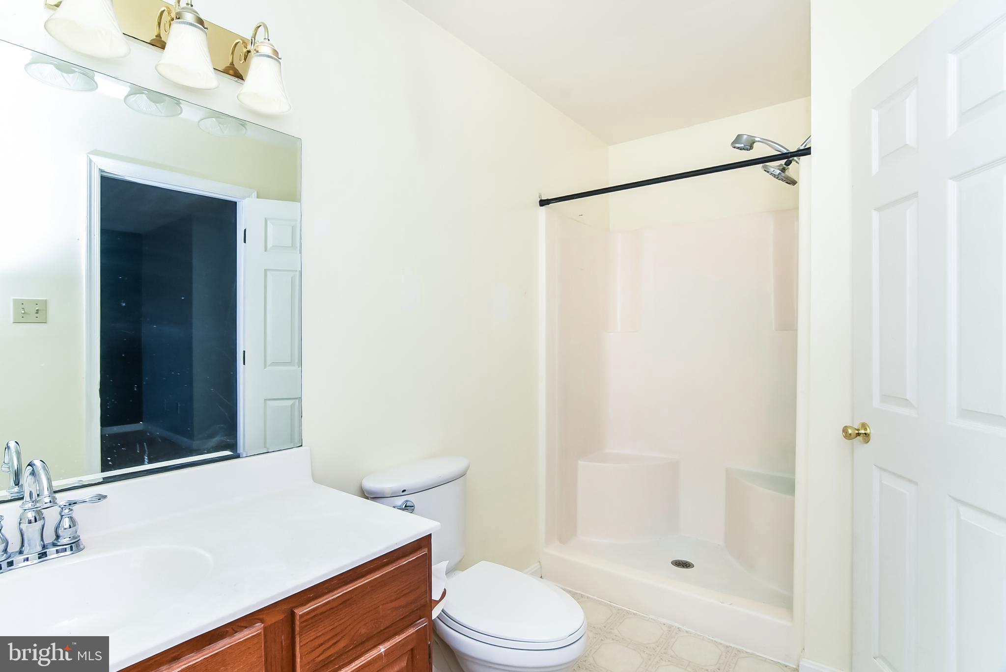 25 Forest Grove Road Colonial Beach, VA 22443 - Photo 20 of 38 Bath 1