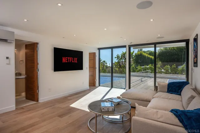 $32,000 | 1605 Burgundy Road, Encinitas, CA 92024