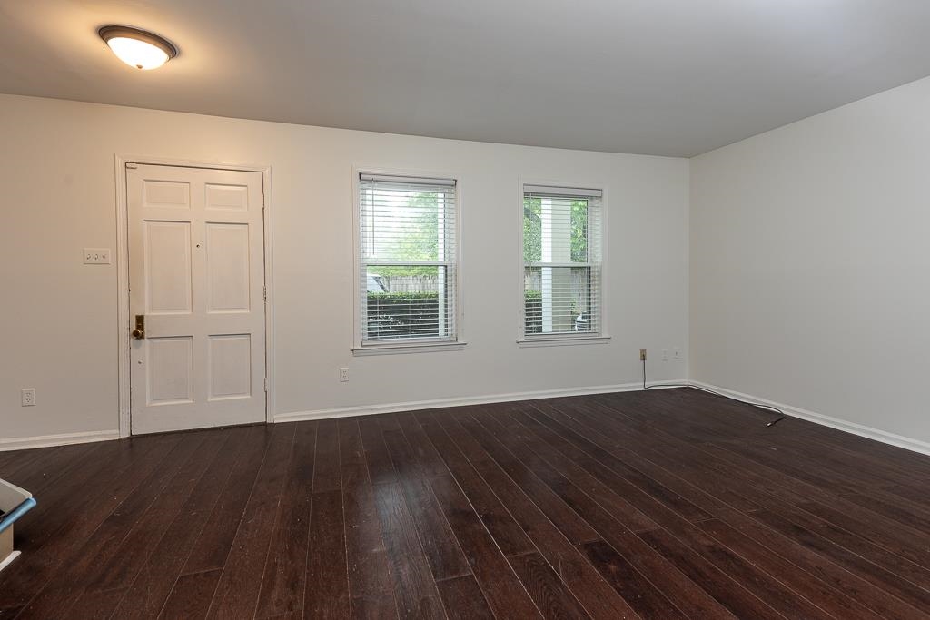 863 South Yates Road, Unit 3 Memphis, TN 38120 - Photo 6 of 36 Gallery Image 6