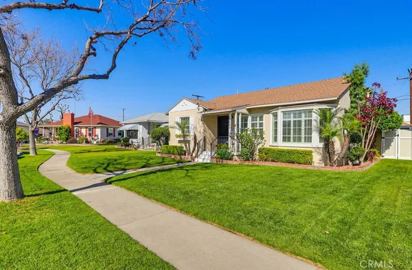 $898,000 | 5847 Silva Street, Lakewood, CA 90713