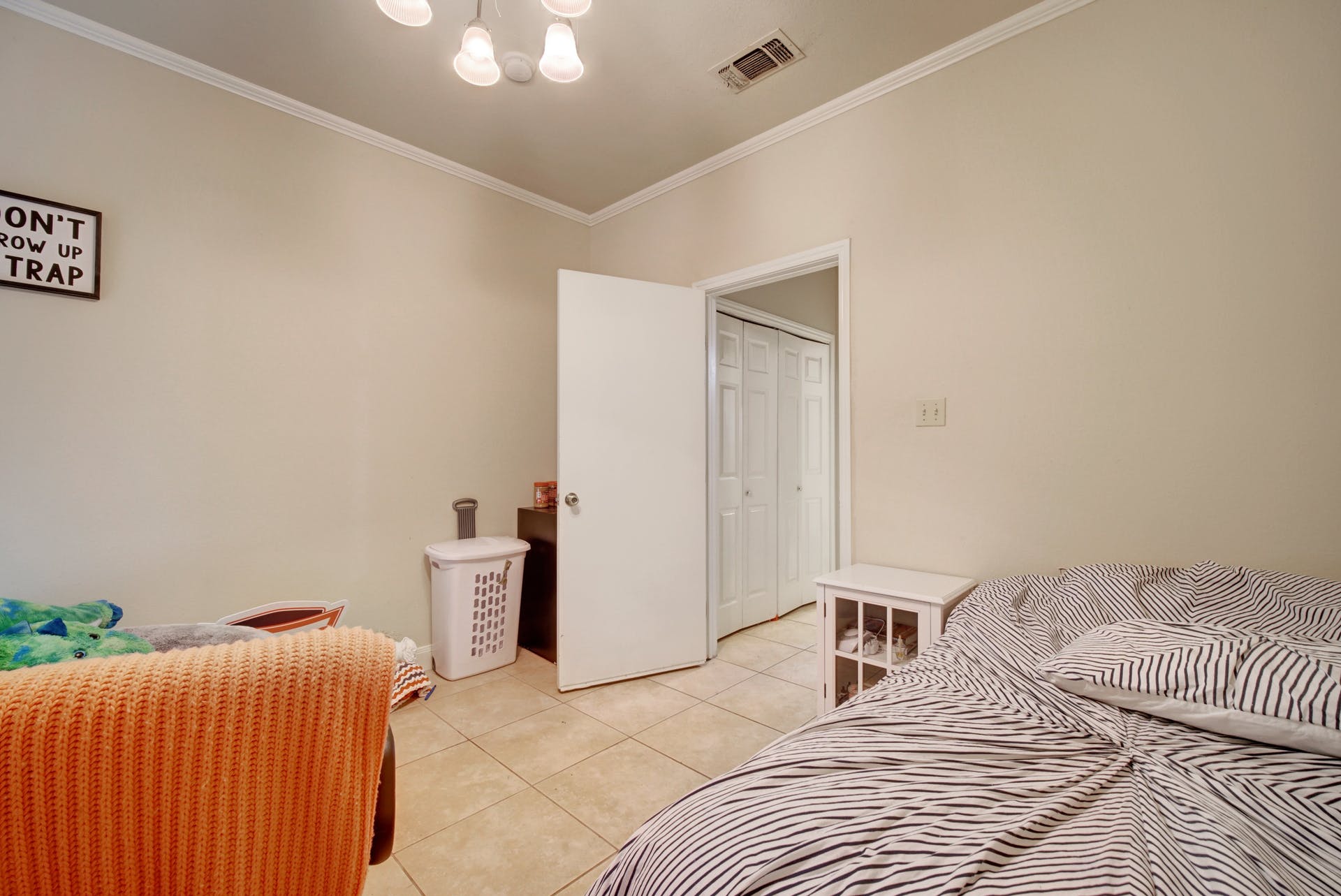 505 East 38th Street Austin, TX 78705 - Photo 15 of 34