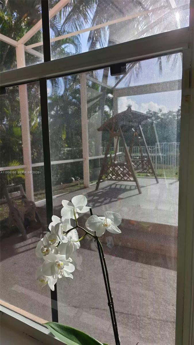 1035 Waterside Circle Weston, FL 33327 - Photo 44 of 59