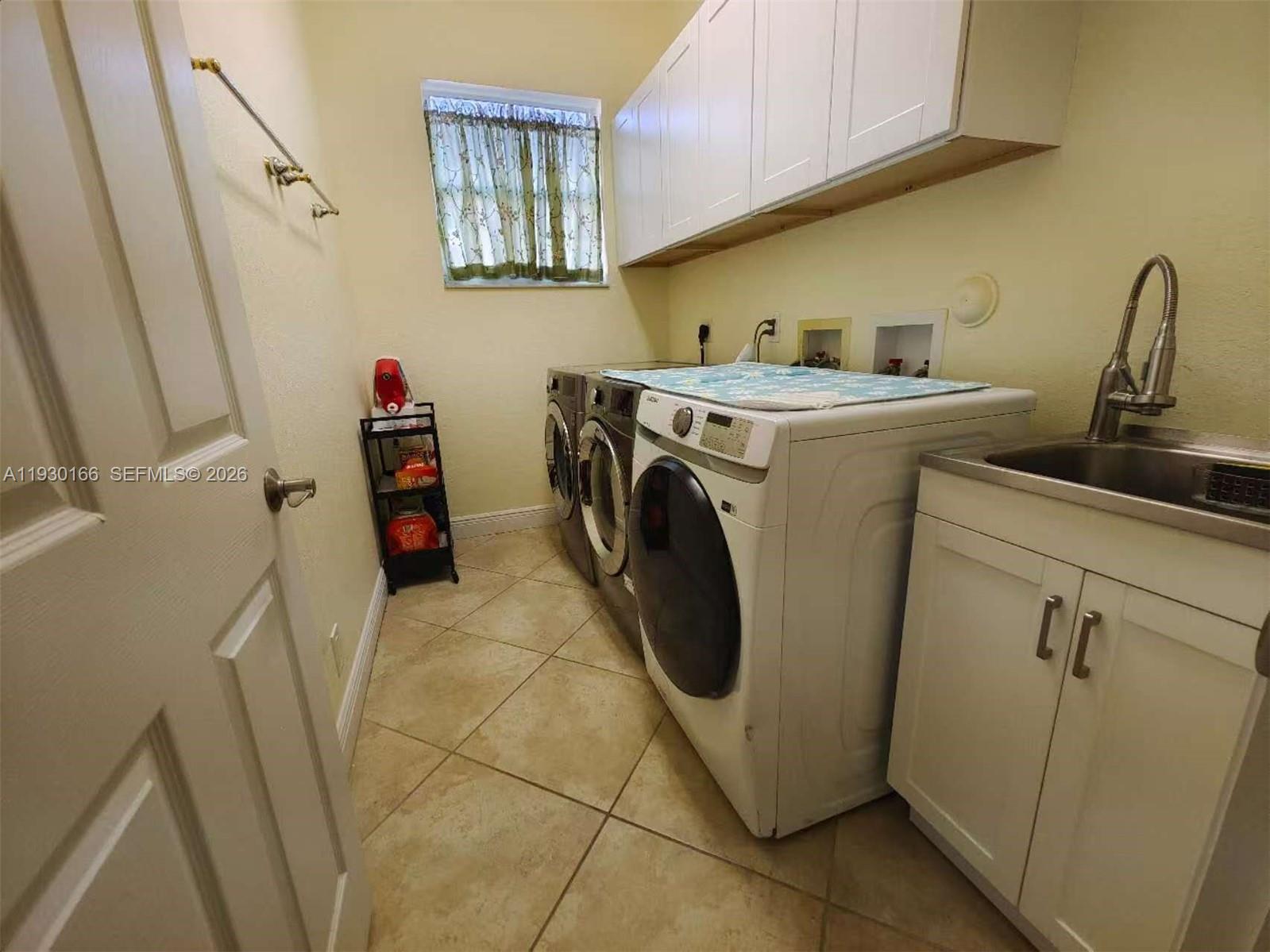 1035 Waterside Circle Weston, FL 33327 - Photo 45 of 59