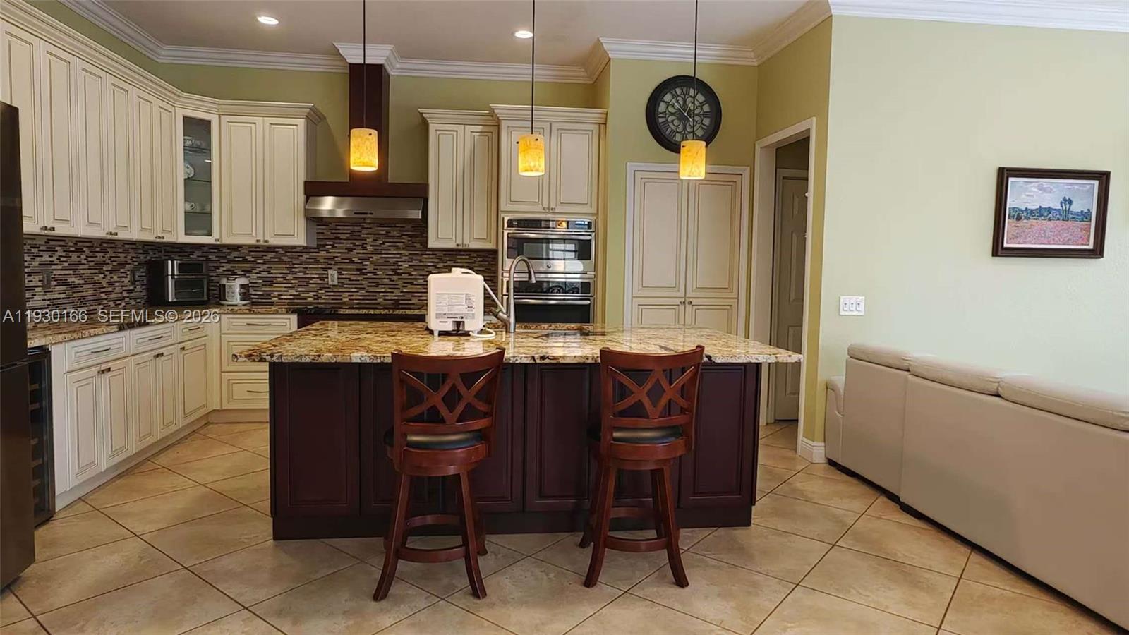 1035 Waterside Circle Weston, FL 33327 - Photo 5 of 59