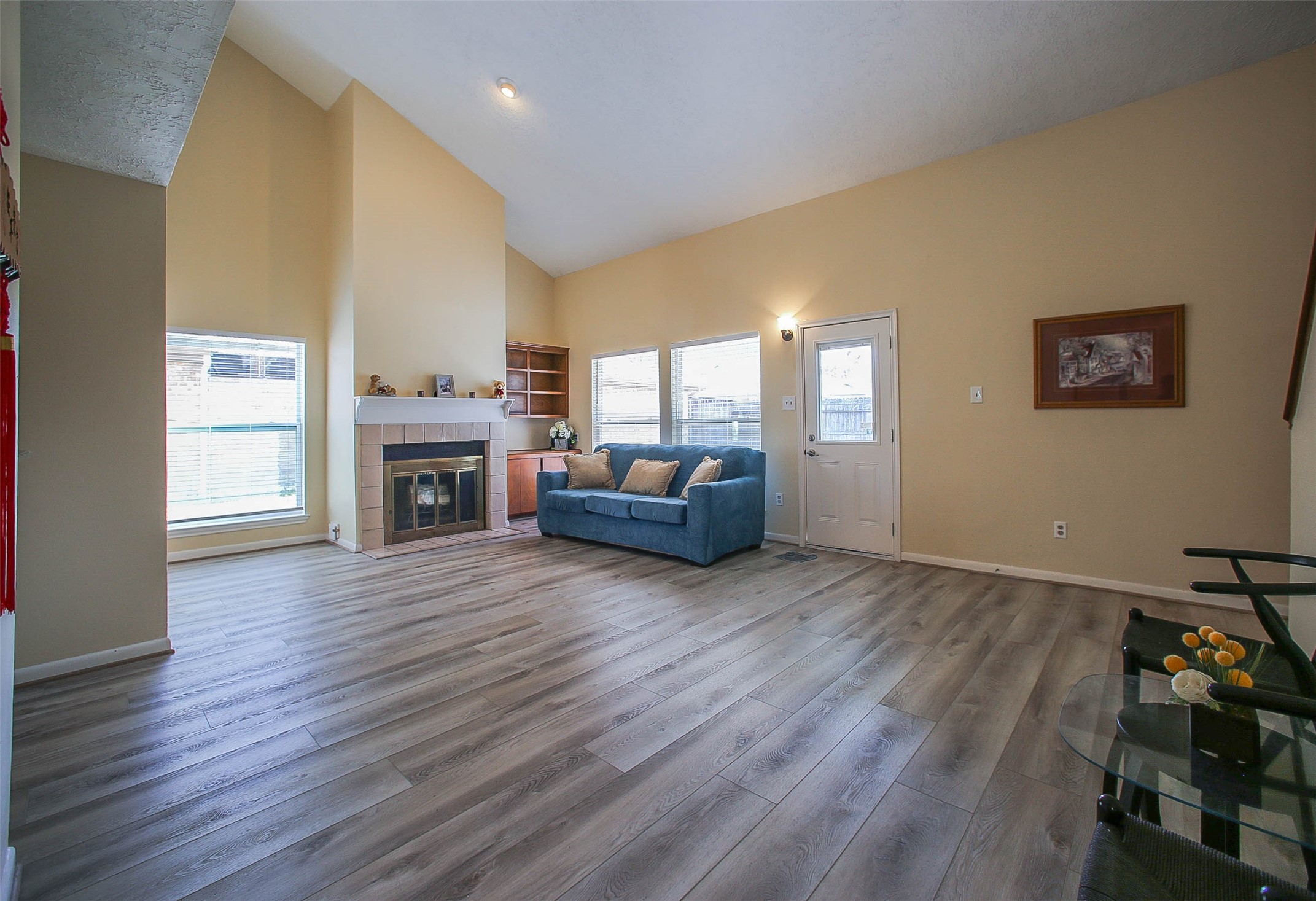 9511 Sharpcrest Street Houston, TX 77036 - Photo 3 of 37