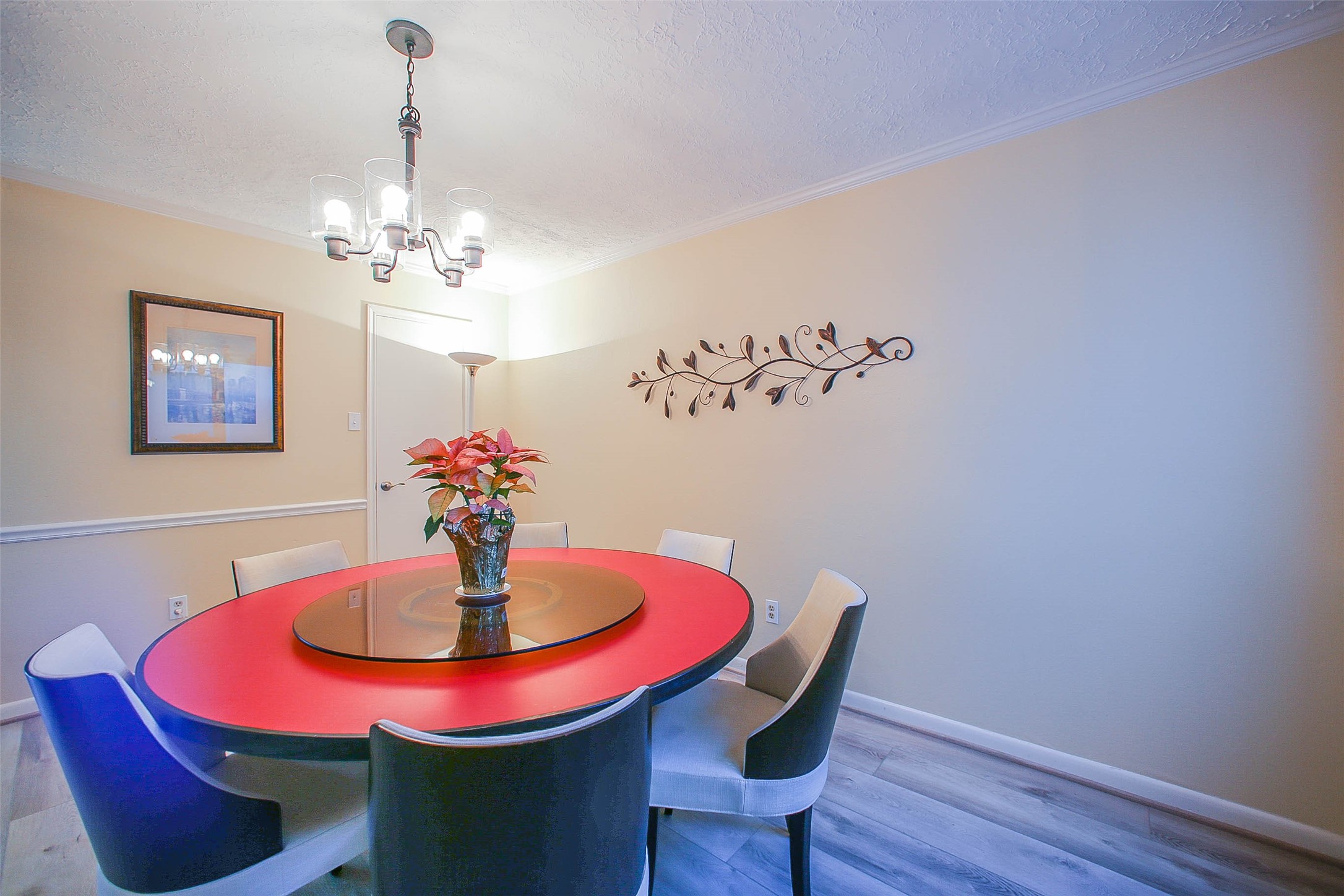 9511 Sharpcrest Street Houston, TX 77036 - Photo 7 of 37