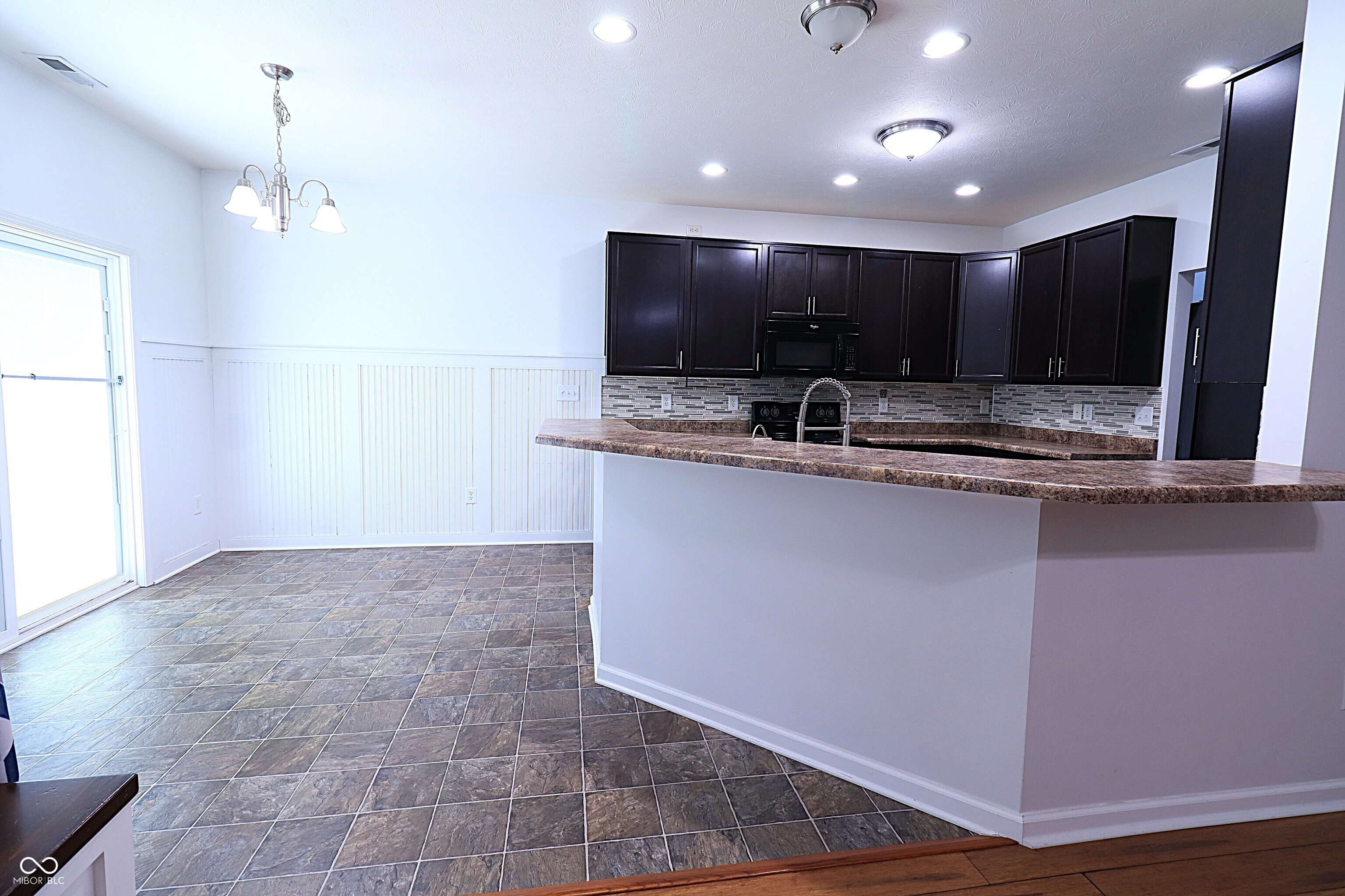 5250 Hearst Lane Indianapolis, IN 46239 - Photo 16 of 38