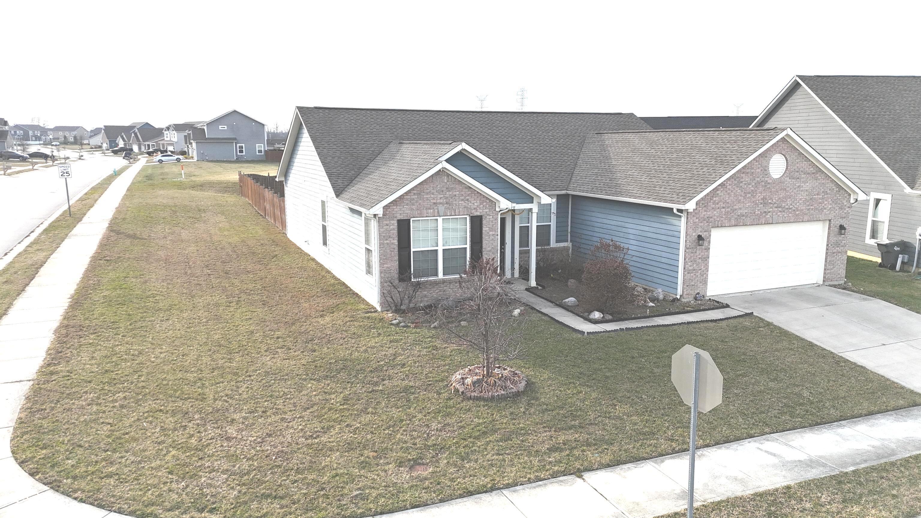 5250 Hearst Lane Indianapolis, IN 46239 - Photo 2 of 38