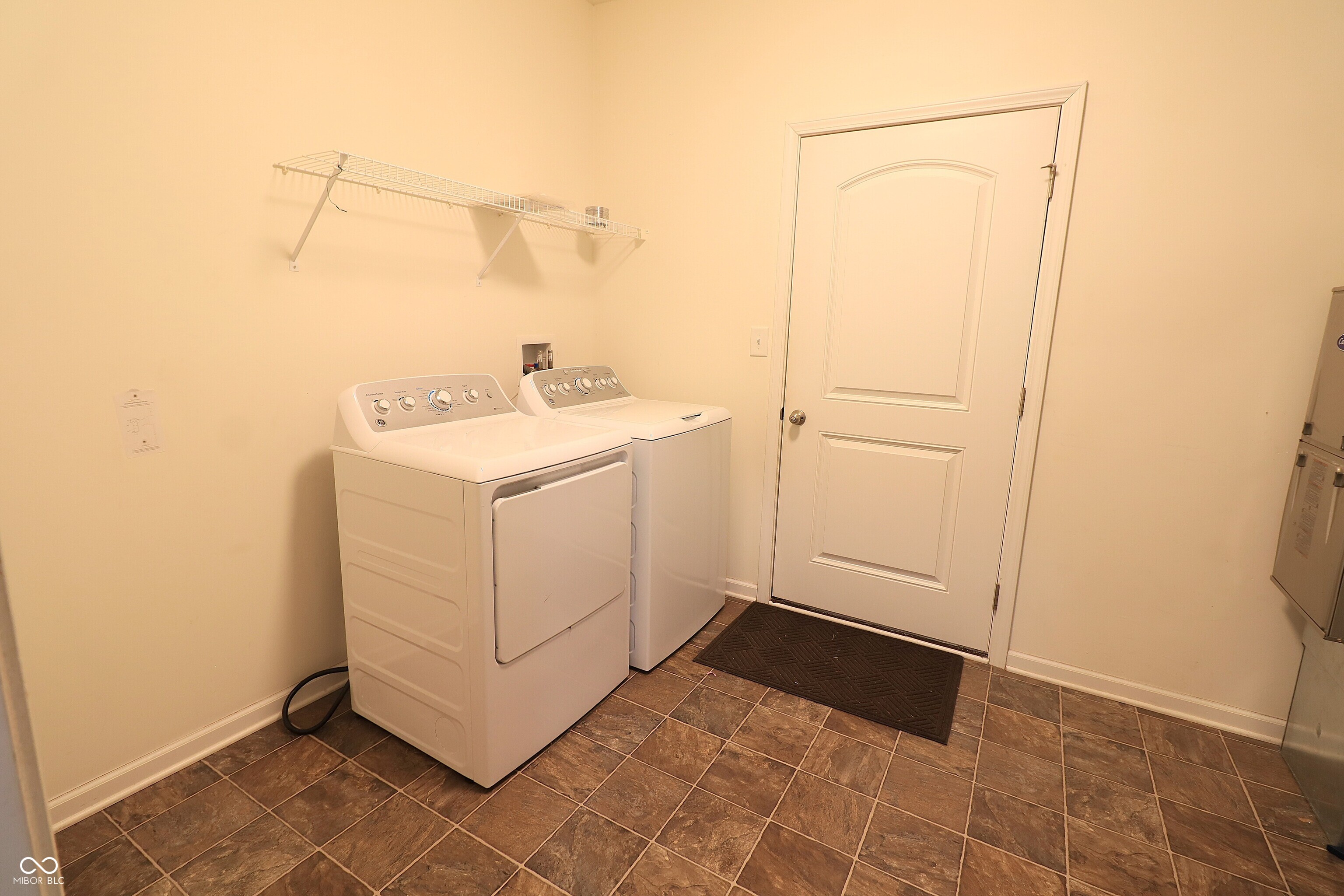 5250 Hearst Lane Indianapolis, IN 46239 - Photo 23 of 38