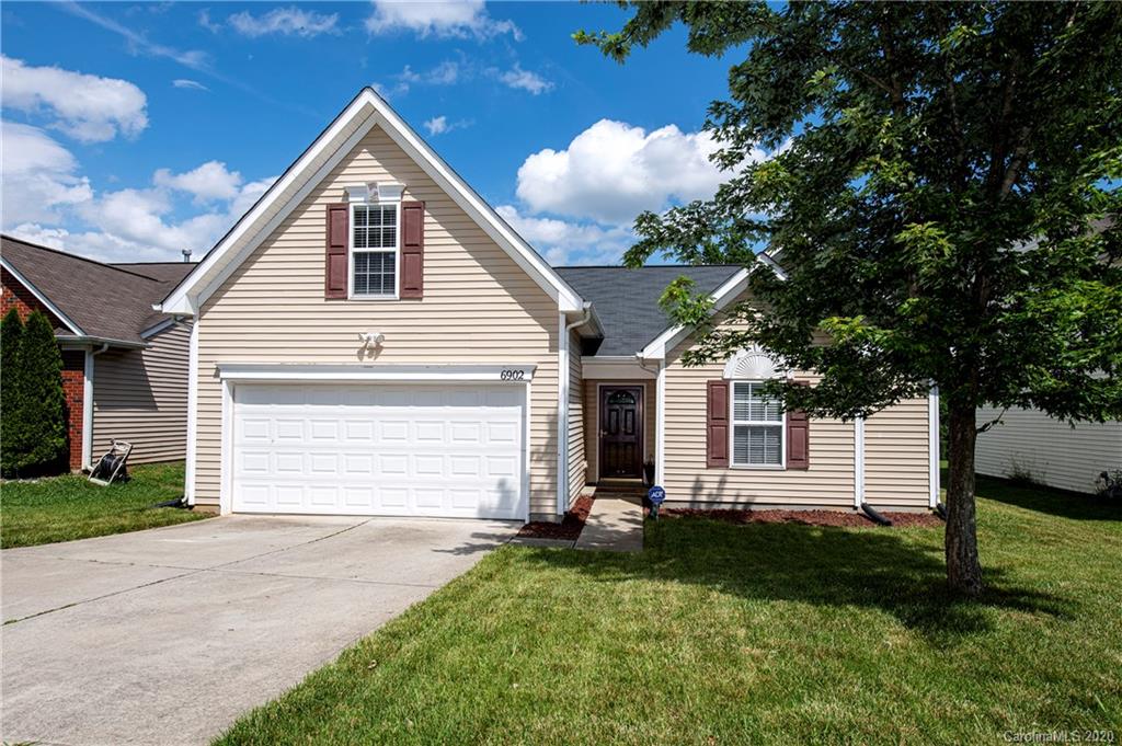 6902 Sunman Road Charlotte, NC 28216 - Photo 1 of 25 Gallery Image 1