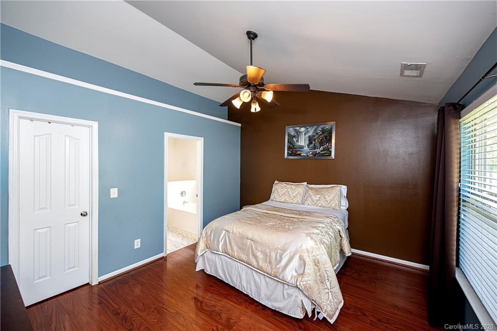 6902 Sunman Road Charlotte, NC 28216 - Photo 9 of 25 Gallery Image 9