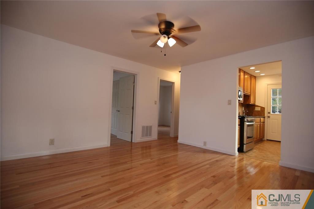 25 Old Forge Road Helmetta, NJ 08828 - Photo 5 of 8 Gallery Image 5