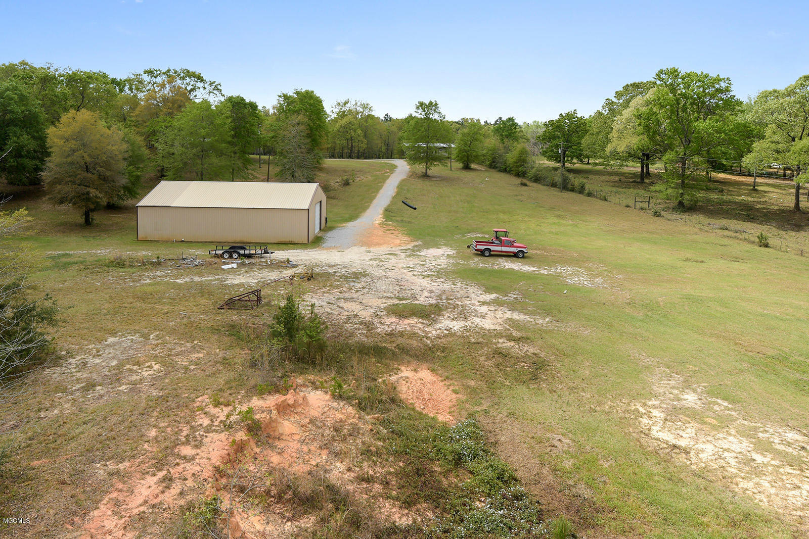 289 West B W Wire Road Perkinston, MS 39573 - Photo 3 of 29 003_1600x1067_mls_1600x1067