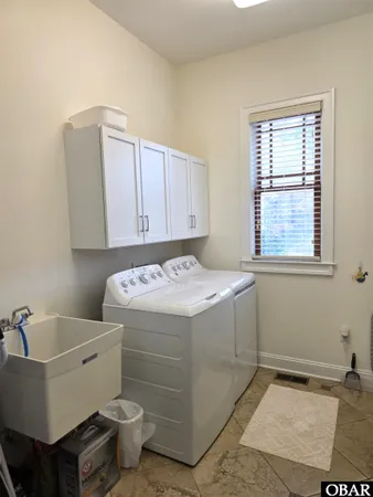 $1,095,000 | 125 Tower Lane, Unit 7, Kill Devil Hills, NC 27948