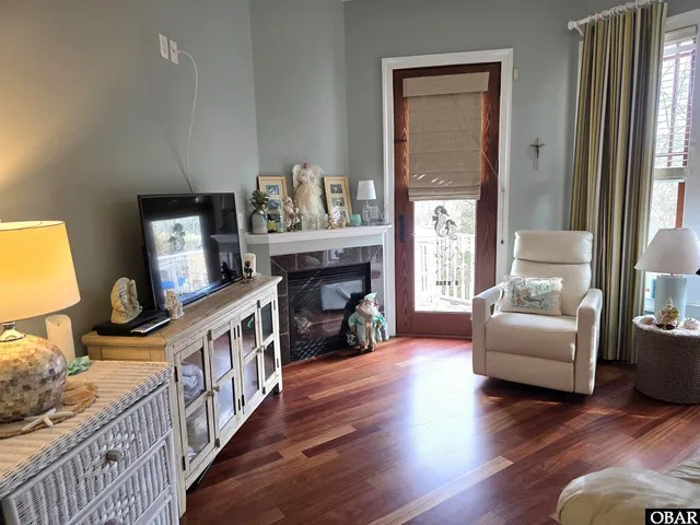 $1,095,000 | 125 Tower Lane, Unit 7, Kill Devil Hills, NC 27948