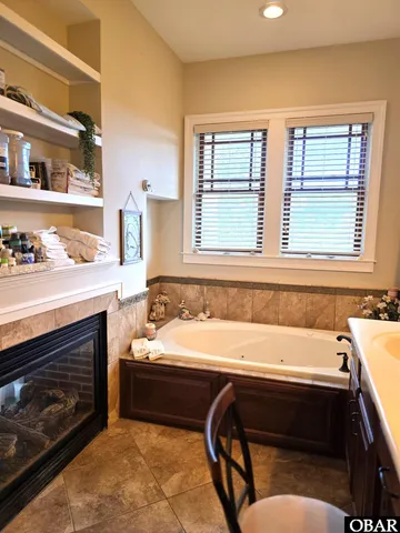 $1,095,000 | 125 Tower Lane, Unit 7, Kill Devil Hills, NC 27948