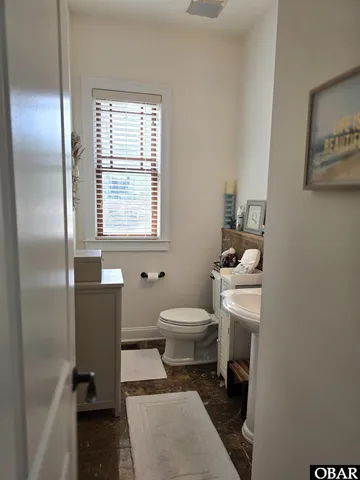 $1,095,000 | 125 Tower Lane, Unit 7, Kill Devil Hills, NC 27948