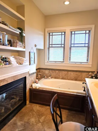 $1,095,000 | 125 Tower Lane, Unit 7, Kill Devil Hills, NC 27948