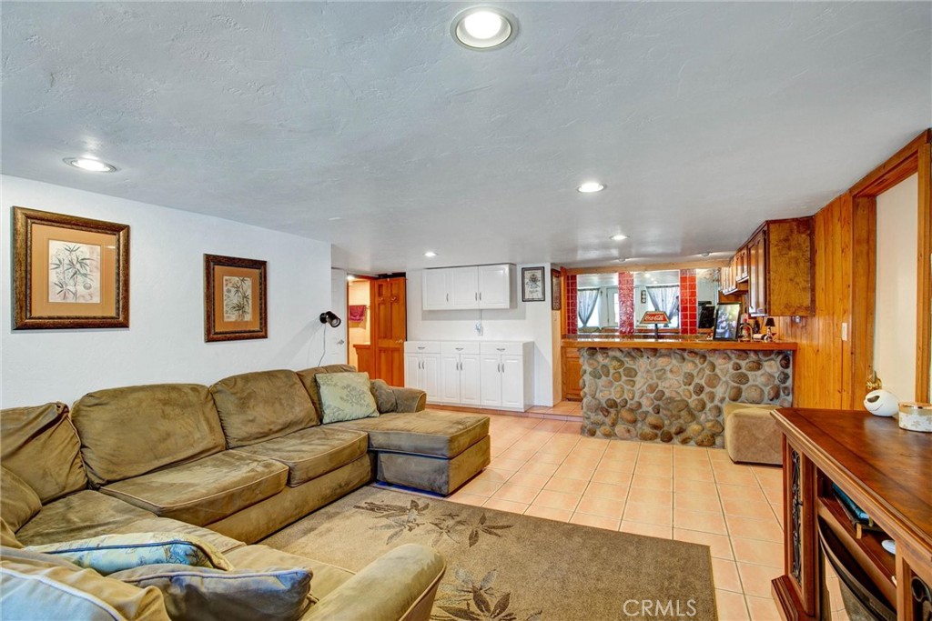 1026 Arnold Way Alpine, CA 91901 - Photo 59 of 69 Low Level Living area