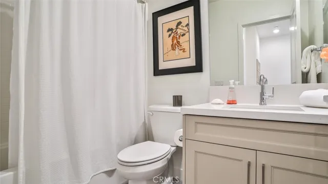 a bathroom with a toilet