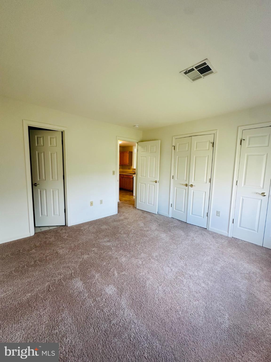 211 Sparrow Road Hummelstown, PA 17036 - Photo 12 of 17 Gallery Image 12
