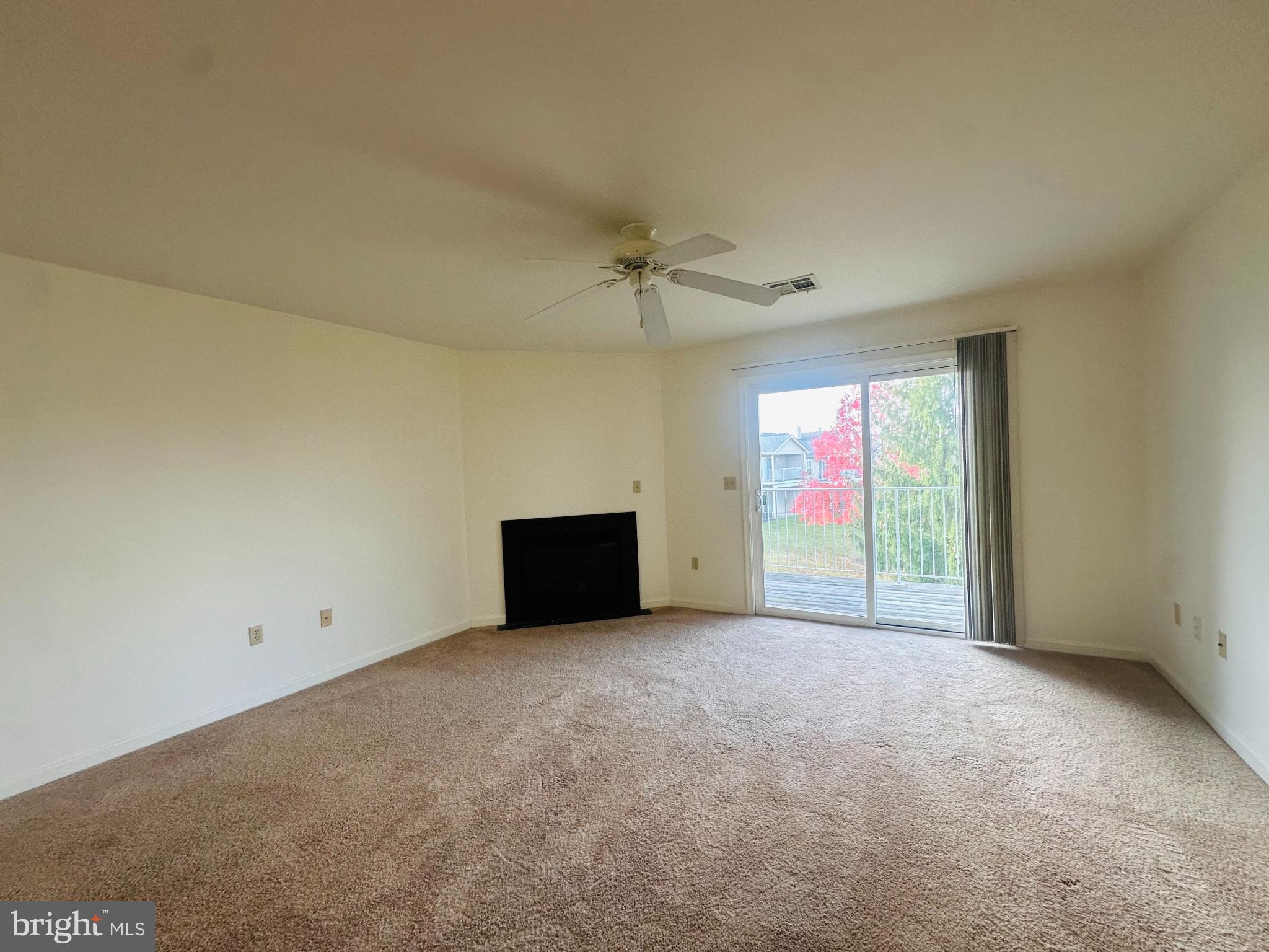 211 Sparrow Road Hummelstown, PA 17036 - Photo 4 of 17 Gallery Image 4