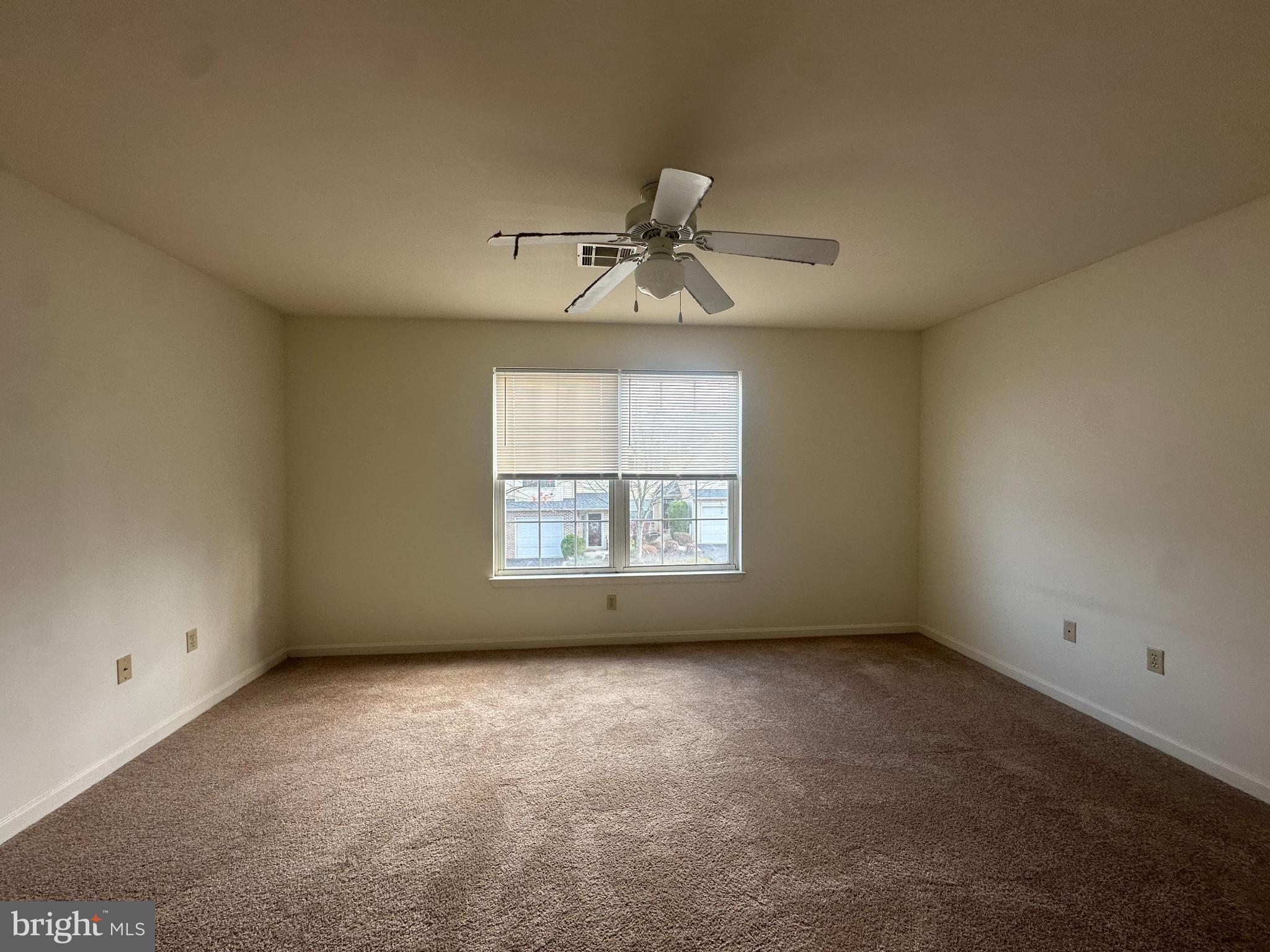 211 Sparrow Road Hummelstown, PA 17036 - Photo 8 of 17 Gallery Image 8