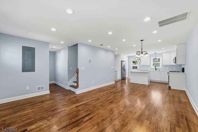270 Alpine Way Old Bridge, NJ 08879 - Photo 8 of 35
