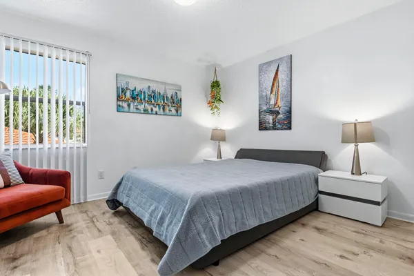 $3,900 | 5887 Fox Hollow Drive, Unit E, Boca Raton, FL 33486