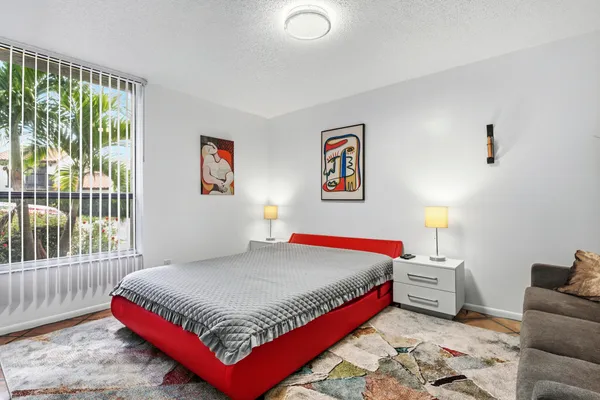 $3,900 | 5887 Fox Hollow Drive, Unit E, Boca Raton, FL 33486