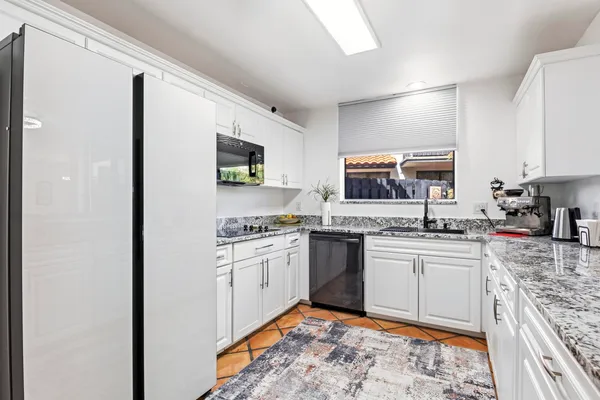 $3,900 | 5887 Fox Hollow Drive, Unit E, Boca Raton, FL 33486
