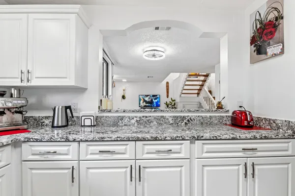 $3,900 | 5887 Fox Hollow Drive, Unit E, Boca Raton, FL 33486