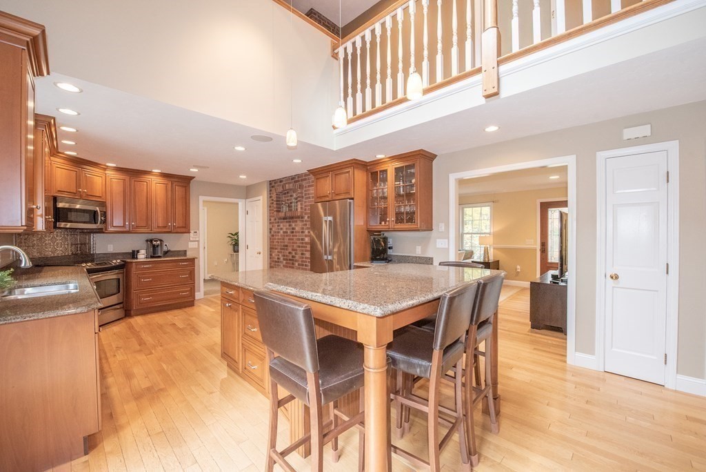 194 Alpine Road Fitchburg, MA 01420 - Photo 4 of 34 Gallery Image 4
