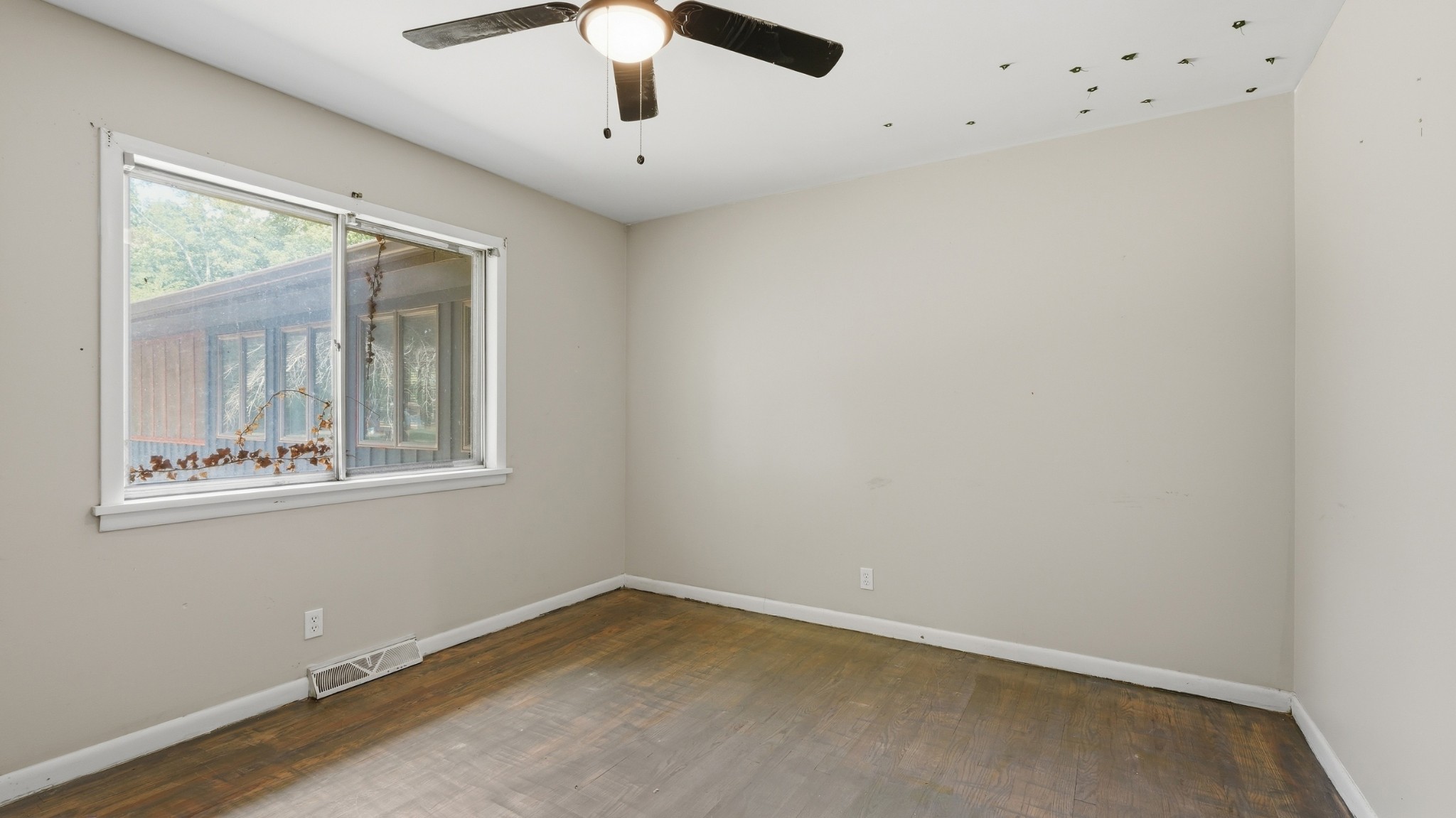 2470 Eastbrook Road Estill Springs, TN 37330 - Photo 21 of 40 Gallery Image 21