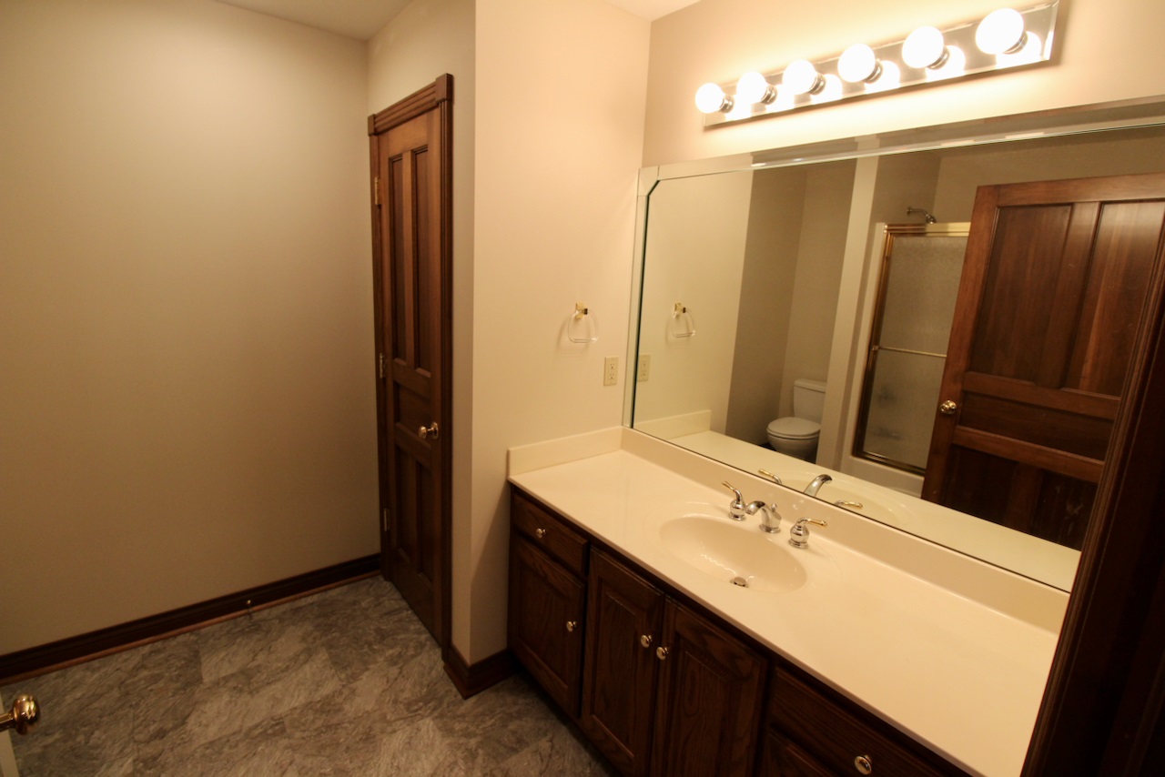 6211 Ford Road Mount Vernon, IN 47620 - Photo 19 of 36 Gallery Image 19